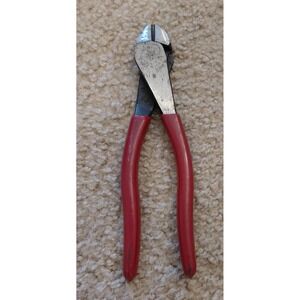 Klein Tools D228-8 High Leverage Diagonal Cutting Pliers 8 Inch Red Handles USA